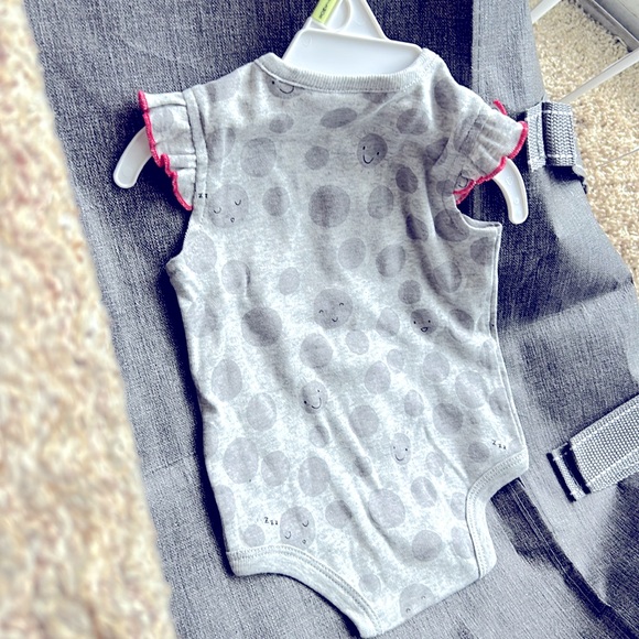 NEW Hello Sunshine Gray and Pink Baby Onesie - Picture 2 of 2
